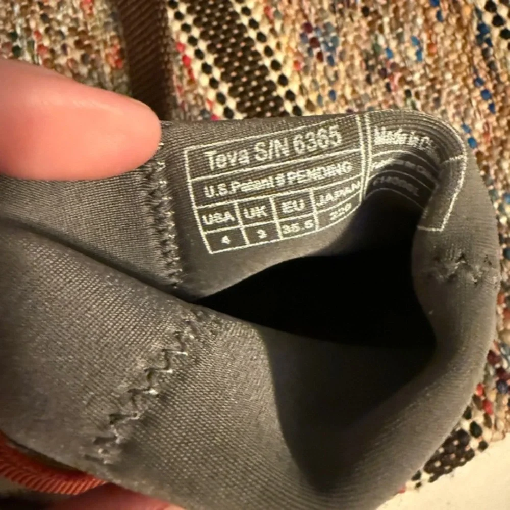 Teva P2 Technical Water Shoes‎ - Kids Size 4 (Fits Women’s 6) - Grey & Orange